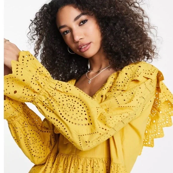 NWT  broderie ruffle neck chuck on dress in yellow - Picture 7 of 8